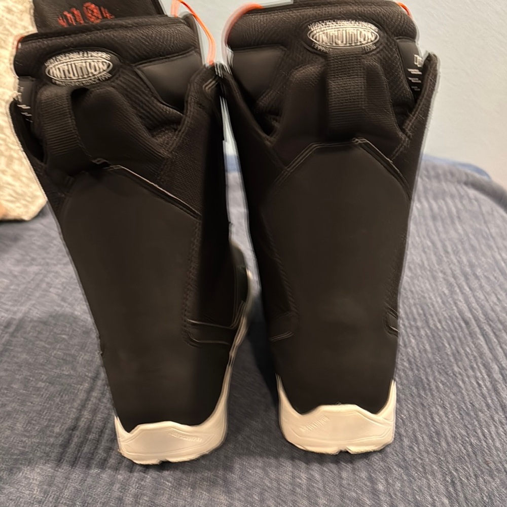 Men’s thirtytwo Snowboard boots. Size 11. EUC - Picture 5 of 6